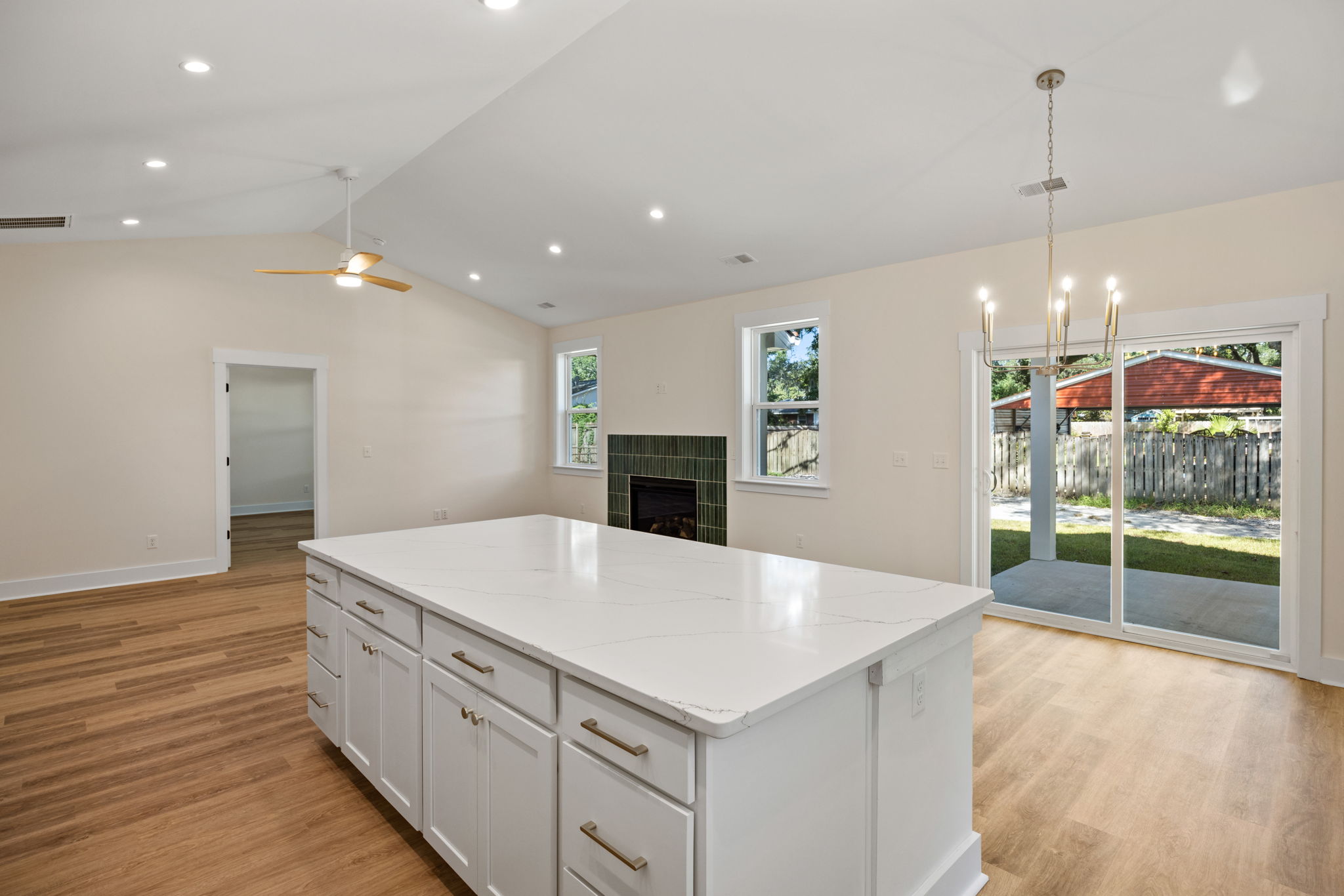 5 Kitchen to back yard 4316 Paramount
